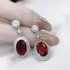 Aretes, Anillos, Collares de Conjunto de Piedras Preciosas Rojo Sangre de Paloma Europeos y Americanos, Femeninos, Versátiles, Elegantes y de Alta Gama, Rubí al por Mayor