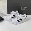 Liquidação: Sapatos Casuais, Sandálias e Tênis Infantis Primavera/Verão