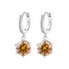 Aretes Clásicos de Plata S925 Exclusivos Europeos y Americanos con Moissanita de Seis Garras Aretes de Diamantes Moissanita para Mujer Puños de Oreja Versátiles de Alta Gama Venta al por Mayor