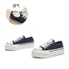 Zapatos blancos de lona 2026 verano nuevos zapatos de plataforma para aumentar altura para mujer, suela suave, cómodos para los pies, zapatos casuales versátiles para mujer