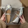Zapatos de tacón bajo para mujer con lazo dulce, zapatos de vestir de boca poco profunda, moda 2026, combinan con faldas, Mary Janes, zapatos pequeños de cuero
