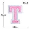 26 Letras em Inglês Boutique Rosa Bordado em Computador Tecido Patches para Roupas e Jaquetas Emblemas DIY Patches Decorativos