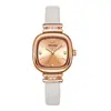 Viento frío reloj pequeño de azúcar temperamento diseño de alto nivel ins tamaño pequeño pequeño reloj de lujo ligero para mujer venta al por mayor