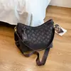 Bolsa Tote de Gran Capacidad para Viajes Diarios de Mujer 2026 Nueva Moda Retro Bolso de Hombro y Axila Bolso Cruzado Elegante de Lujo Ligero