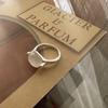 Anillo ovalado con incrustaciones de ágata negra y calcedonia blanca en plata de ley s925 para mujer, anillo abierto de plata, anillo minimalista grande para dedo índice.