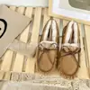 Touca Integrada Sangpo Rubbugg com Pelo Sapatos de Inverno Planos Femininos Sapatos de Algodão Botas de Neve de Lã Sapatos de Pelo de Uma Perna