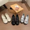 Zapatos de tacón grueso estilo retro francés para mujer, modelo nuevo otoño 2026, versátiles con faldas, zapatos Mary Jane para mujer de suela blanda