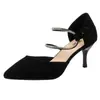 Zapatos de Tacón Alto de Una Sola Tira para Mujer con Tacones de Aguja Estilo Otoño 2025 Nuevos Zapatos de Moda Puntiagudos Negros Profesionales para el Trabajo