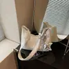 Bolsas Casuais Relaxadas e de Nicho para Mulheres, Novo Estilo Coreano 2026 Bolsa de Ombro Transversal Grande Capacidade Estilo Bolinho