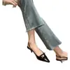 Sandalias de punta cerrada estilo francés, nueva colección 2026, para mujer, de punta fina, tacón alto calado, tacón de aguja, charol, con un moño y una correa trasera