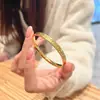 Tres lados flash hielo roto anillo de hielo en vivo con explosión de productos anillo de joyería de temperamento estilo INS sólido para mujer pulsera