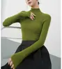 Suéter de cuello alto medio para otoño e invierno, nueva camiseta básica de punto de color liso, top ajustado de rayas verticales para mujer