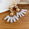 Brincos de Franja de Flor Retro Francesa com Pérolas, Luxo Leve, High-End, Brincos Elegantes, Brincos Modernos e Versáteis para Mulheres