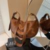 Bolsas Femininas de Alta Qualidade Estilosas Transfronteiriças 2026 Novo Modelo Textura Premium Versátil de Nicho Bolsa de Ombro Transversal Moda Bolsa Bolinho