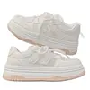 Zapatos Blancos para Mujer 2025 Otoño Nuevos de Suela Gruesa de Malla Transpirable Zapatos Leche Fufu Versátiles Casuales con Corte para Mujer