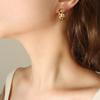 Pendientes retro tailandeses de acero de titanio con forma de C, coloridos, con gota de aceite, temperamento de socialité femenina, no se decoloran, pendientes al por mayor, joyería