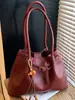 Bolso Tote para Viajar para Mujer 2025 Invierno Nuevo de Moda Aspecto de Alta Calidad Bolso de Hombro Retro Bolso de Mano de Moda para Compras