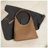 2025 Nueva Bolso de Hombro Transfronterizo para Mujer de Moda Vintage Nicho Bolso Tote Gran Capacidad Patrón Tejido Bolso de Axila para Viajes