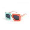 Nuevas Gafas de Sol para Niños Caja de Moda Gafas de Sol Anti-UV Montura Personalizada a Juego de Color Lente Espejo Sombreado de Moda