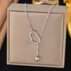 [Collar de Acero de Titanio Dorado + Color Acero] Moda de Lujo Ligero para Mujer El Más Fácil de Combinar Cadena para Clavícula Collar de Amor de Nicho de Gama Alta