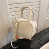 Nova Bolsa de Mão Estilo Coreano de Nicho Primavera/Verão 2024 Feminina Tendência Fashion Casual Pequena Quadrada Versátil Ombro Transversal