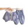 2026 Conjunto de Ropa de Otoño para Bebé Niño Elegante Niño Primavera/Otoño Chaqueta de Mezclilla con Letras Ropa Niño Conjunto de Tres Piezas Moderno
