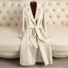 Abrigo de cachemira de doble cara para mujer, nueva colección otoño/invierno 2026, con cinturón a la cintura, elegante y adelgazante, estilo de alta gama