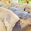 Conjunto de Cama de Algodão Simples Escovado Classe A Quatro Peças Cobertura de Edredom para Dormitório Estudantil Lençóis de Cama Conjunto de Três Peças Cobertura de Edredom de Algodão Lavado Atacado