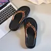 Encuentro de Primera Temporada Sandalias de Verano para Mujer Estampado de Leopardo para Exteriores 2026 Nuevas Chanclas Cómodas de Suela Suave Modernas