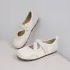 Sapatos Mary Jane de Solado Fino Tamanho Pequeno Feminino 2026 Nova Chegada de Verão Sapatilhas de Cor Sólida Sapatos Casuais Versáteis para Mulheres