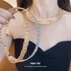Gargantilla Hueca Trenzada Retorcida de Metal Retro Francesa Moda Viaje Versátil Collar Diseño de Nicho Joyería Collar para Mujeres
