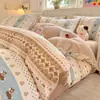 Outono/Inverno 2026 Novo Desenho Animado Floral Algodão Mais Veludo Lençol de Cama Cobre-leito Conjunto de Quatro Peças Cinco Peças - Estilo Lençol