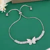Pulsera de Mariposa de Doble Capa con Incrustaciones de Circonita, Estilo Ins, de Venta Cruzada, Ajustable y Retráctil, con un Diseño de Lujo Discreto de Nicho, de Luo Chen