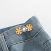 Botón de Cara Sonriente con Margarita para Cintura, Base Plana, Desmontable, Sin Coser, Botón de Cintura Reductor para Jeans, Reductor de Talla de Cintura