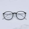 Armazón de gafas de titanio puro 6g al por mayor redondo TR90 tamaño pequeño armazón de gafas con chapado IP armazón de titanio transparente libro rojo pequeño 9882
