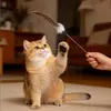 Venta Directa de Fábrica Caña de PVC de Alta Elasticidad Estilo Indio con Cascabel, Divertido Juguete Interactivo de Pluma de Faisán Real para Gatos