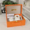 Taza de Café de Conferencia Estilo Chino Ouge de Porcelana Hueso Taza de Té de Oficina con Filtro Separación de Agua y Té Caja de Regalo de Alta Gama
