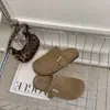 Zapatos Birkenstock retro de cuero con suela gruesa para mujer, nuevo modelo de otoño, mules cerrados sin cordones con suela blanda para uso en exteriores