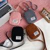 Bolsa pequeña de terciopelo al por mayor para mujer, nuevo estilo coreano, moda ins, versátil, bandolera de pana, mochila casual simple