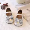 Zapatos de Princesa para Niñas 2026 Nuevo Otoño Suela Suave Zapatos de Cuero Negro Zapatos para Niñas y Mujeres Zapatos Individuales Elegantes para Niñas Pequeñas