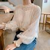 2024 Outono coreano novo doce costura blusa de costura top solto bordado camisa de renda para as mulheres