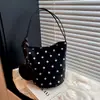 Bolso de Mano Bolso Cruzado al Hombro Estilo Coreano Simple Retro Textura Mate Bolso Cubo para el Trabajo Otoño Temprano Nuevo Lunares