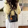 Bolso cubo de estilo coreano, chic y minimalista para mujer; bolso de hombro nuevo, moderno y retro; versátil para ir al trabajo y el uso diario; bolso elegante
