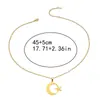 Collar con colgante de estrella y luna huecas, simple, elegante y sofisticado, acero inoxidable, accesorio de cadena para clavícula versátil y elegante, grabado