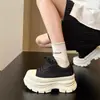 Sapatos Brancos Plataforma Super Quentes Femininos 2026 Nova Chegada Primavera Mais Vendidos Aumentam a Altura Para Pessoas Baixas Chunky Casuais Esportivos Sapatos Pai