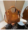 Bolsa Transversal Nova Outono e Inverno Retro Cruzada Mãe-Filha Saco Saco de Balde Bolsa de Camurça para Mulheres 2025