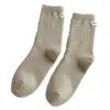 Calcetines de Velour Australiano Grueso con Etiqueta de Tela para Mujer, Colores Maillard, para Dormir, Media Pantorrilla, Confinamiento, Otoño e Invierno 2025, Venta al por Mayor