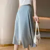 26 nueva falda de satén de verano estilo A adelgazante, falda de longitud media que se ajusta a la cadera, falda de satén tipo paraguas, color liso estilo coreano ropa para mujer