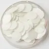 Lentejuelas mate 10mm con agujero en el borde Lentejuelas Cuentas hechas a mano para DIY Accesorios para ropa Ropa de baile Vestido de novia