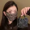 Máscara Cálida de Estampado de Leopardo de Gama Alta para Mujer 2026 Nueva de Alto Valor Protección para las Esquinas de los Ojos Resistente al Viento Ciclismo Transpirable Protección contra el Frío Mascarilla Facial Gruesa